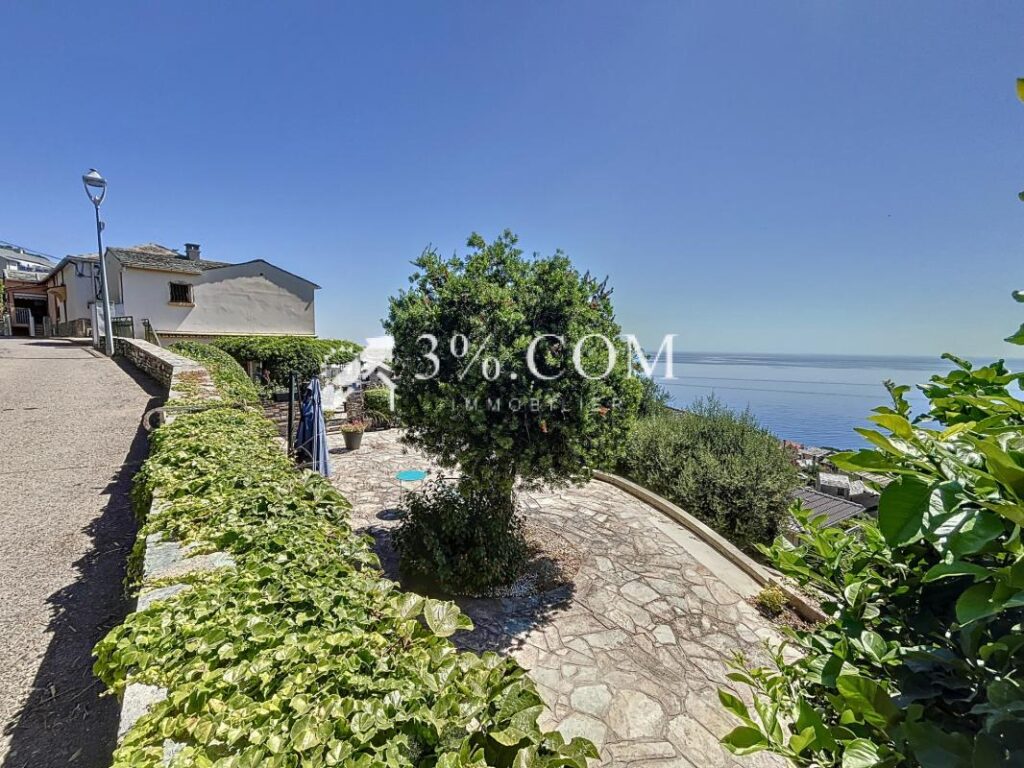 Maison 165 m2 habitables vue exceptionnelle sur mer – 7 pièces – 5 chambres – 165 m²