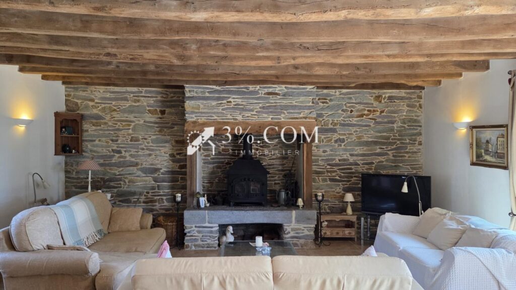 Longère de caractère au calme – 4 pièces – 3 chambres – 115 m²