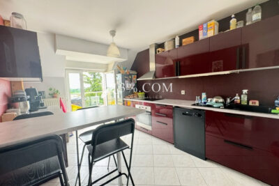 3%COM Très beau duplex F4 avec garage – parking- cave – 4 pièces – 3 chambres – 108 m²