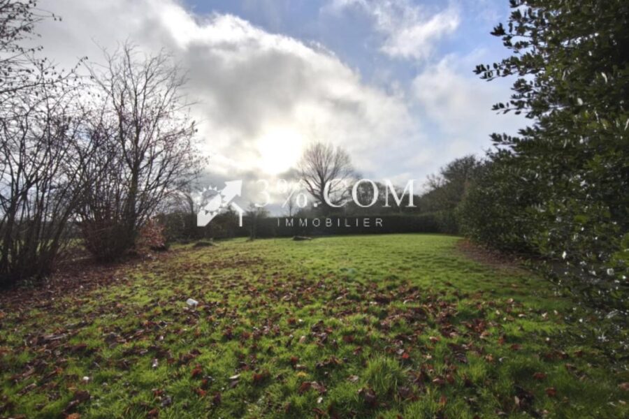 Terrain à vendre à La capelle les boulogne