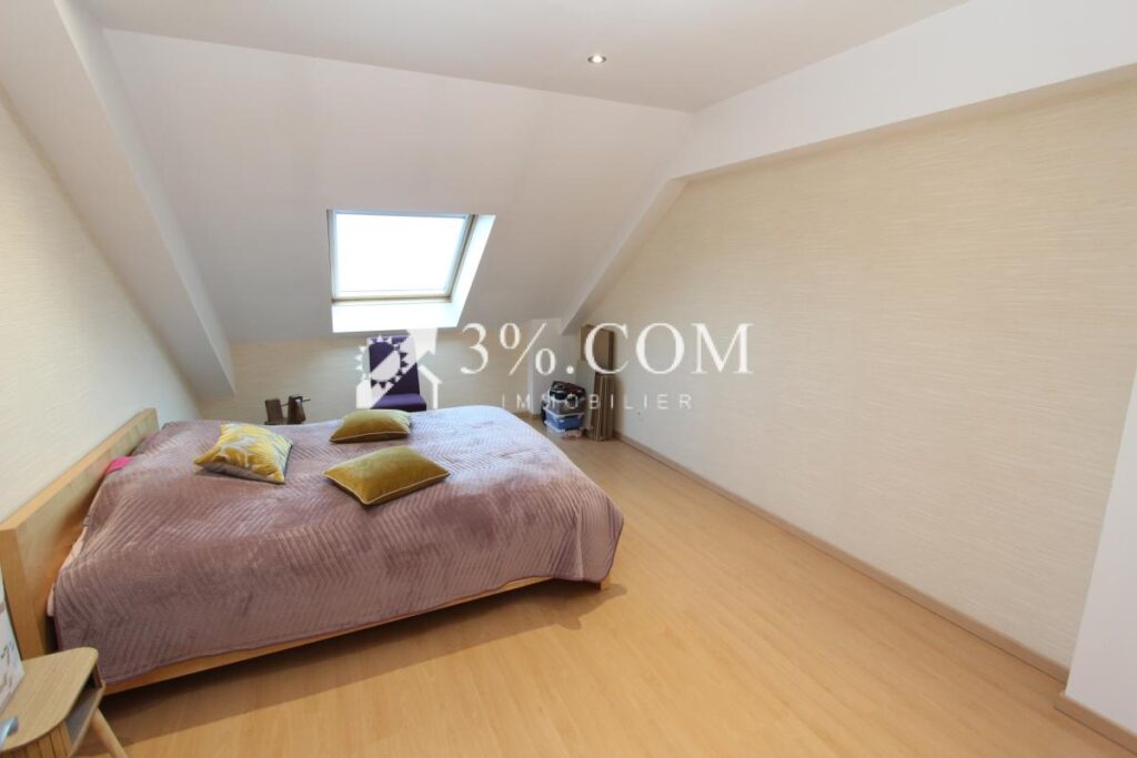 Appartement 5 pièces 176 m2 – 5 pièces – 4 chambres – 176 m²