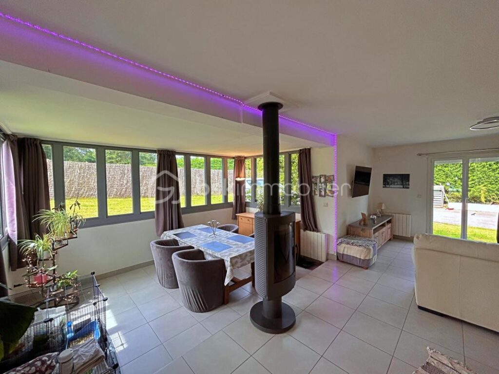 Superbe maison de campagne – 6 pièces – 168 m² – Terrain clos, arboré et sans vis à vis – Très calme ! – 6 pièces – 4 chambres – 168 m²