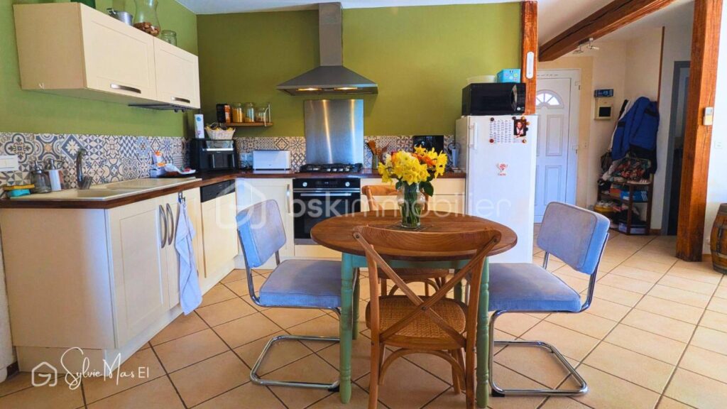 Plain-pied avec Piscine – garage – Portes du Périgord Noir – 4 pièces – 3 chambres – 106 m²