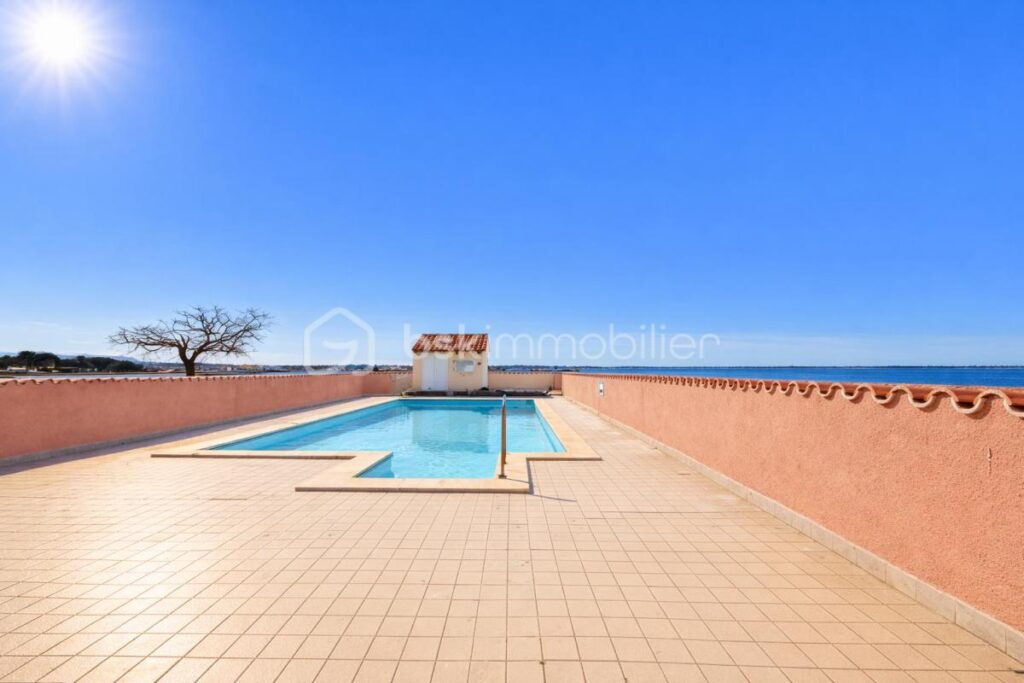 TERRASSE BELLE VUE SUR LE LAC MARIN – 2 pièces – 1 chambre – 22 m²