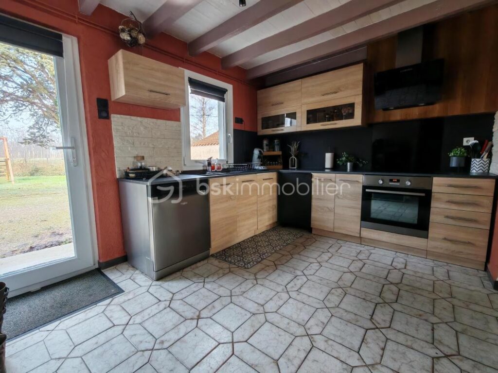 Ferme Bressane – 8 pièces – 4 chambres – 171 m²