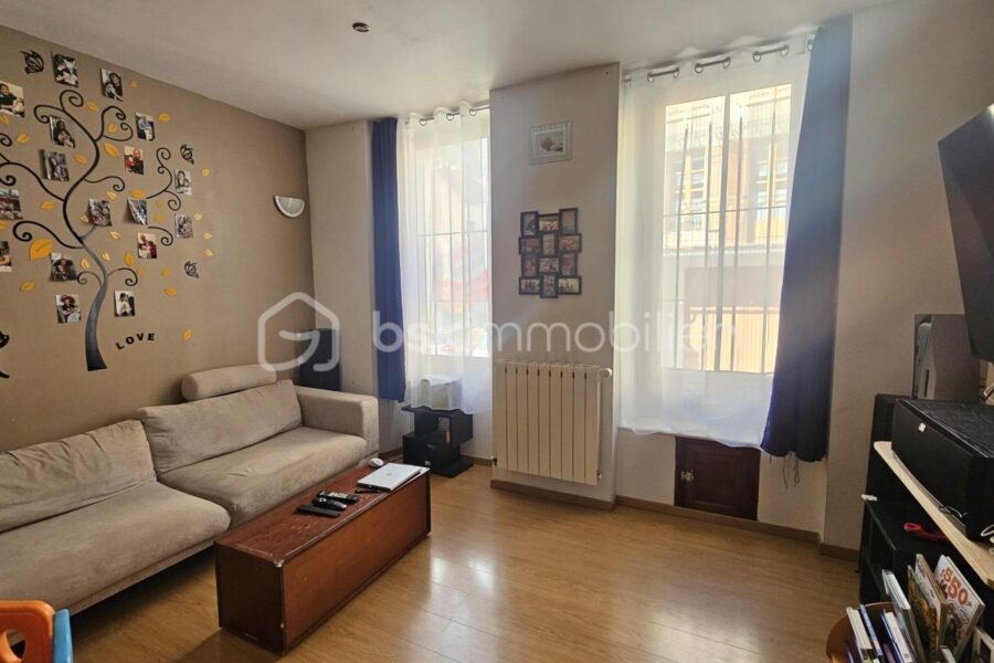Maison à vendre à Remollon