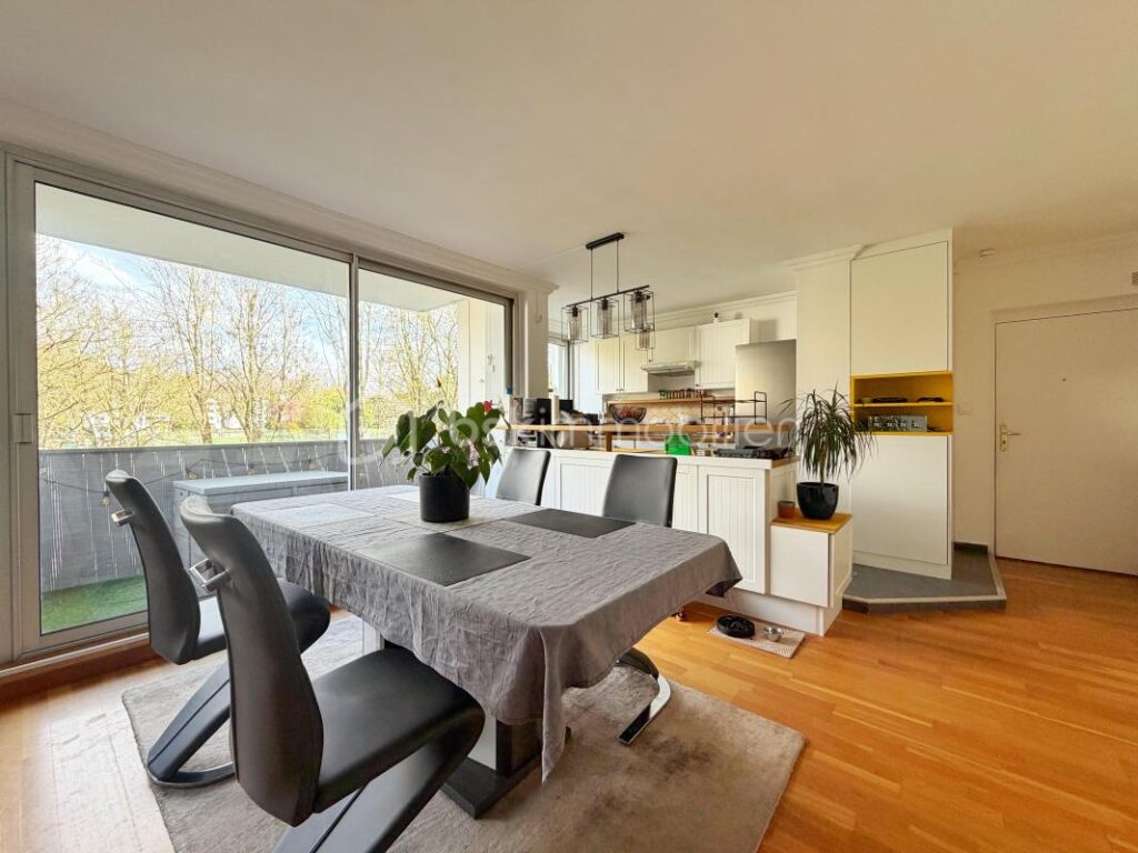 4 pièces – 67,8 m² – Balcon – Résidence Les Grandes Terres – Marly-le-Roi – 4 pièces – 2 chambres – 67 m²