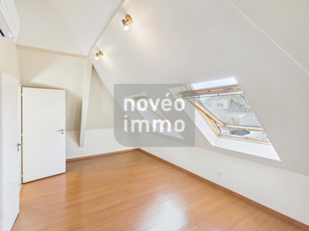 Magnifique appartement 2 pièces dernier étage avec cuisine é – 2 pièces – 1 chambre – 66 m²