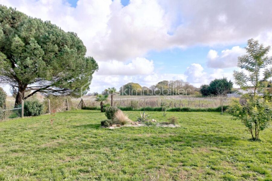 Maison à vendre à Saint just luzac