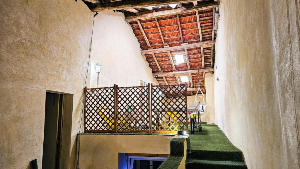 Maison de Village (228 m²) – Vue Panoramique à Amance (54770) – 7 pièces – 5 chambres – 228 m²