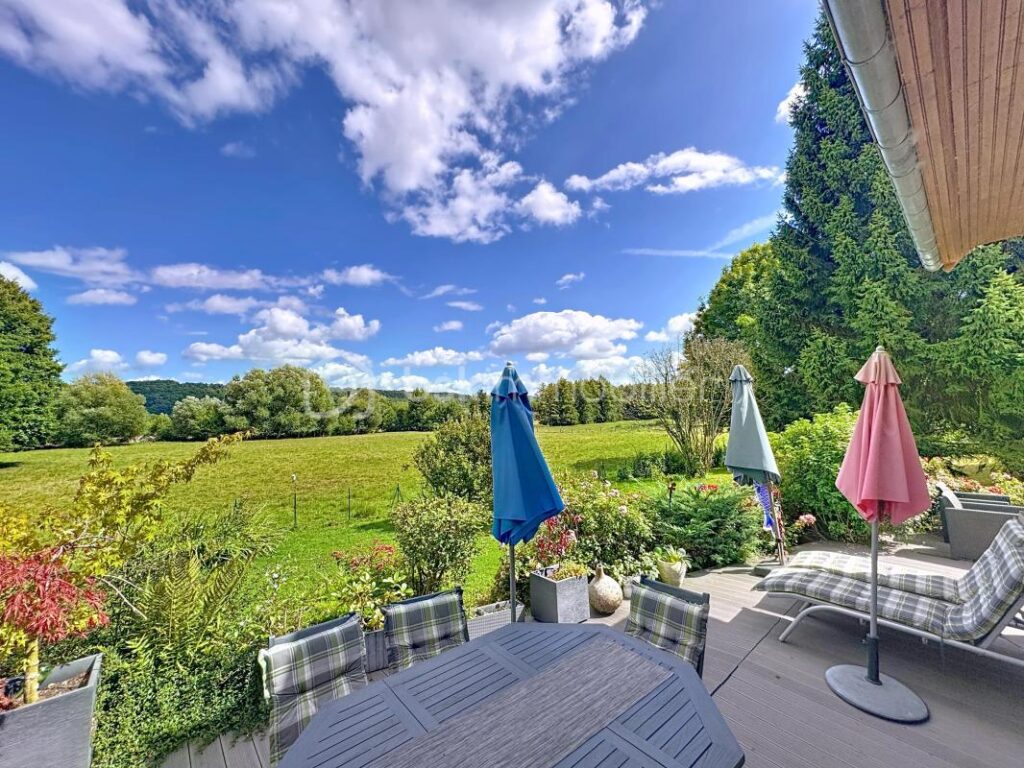 Élégante maison contemporaine de 149 m² au cœur d’un environnement privilégié – 5 pièces – 3 chambres – 149 m²