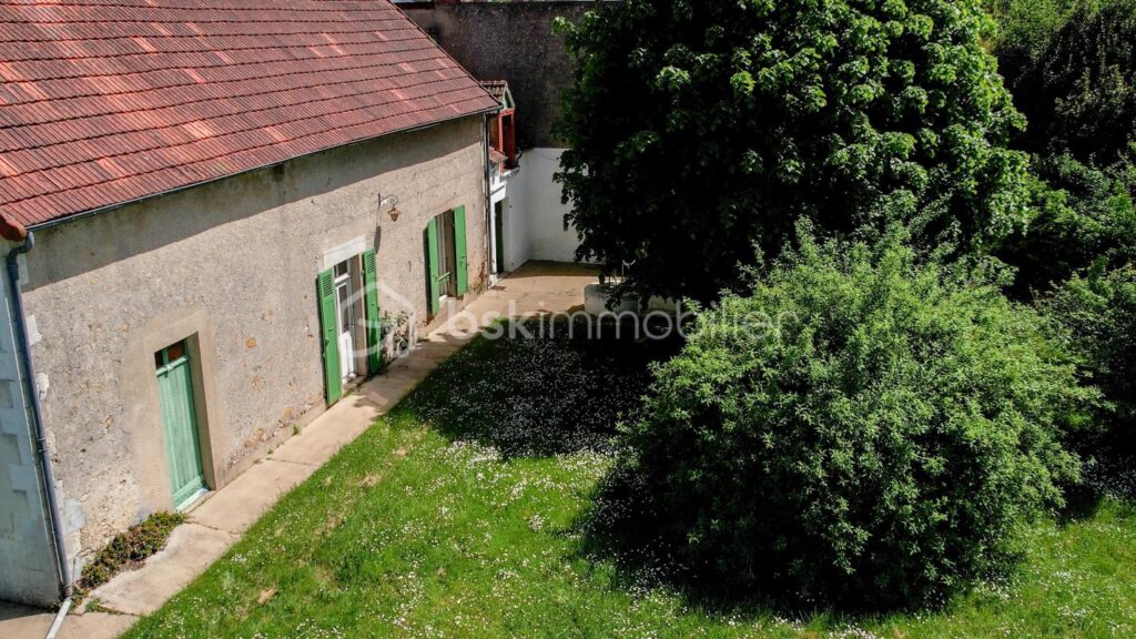 Charme d’une maison style longère rénovée en campagne à Argenvières – 3 pièces – 2 chambres – 89 m²