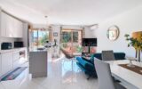 3P Cannes Croix des Gardes – Terrasse 19 m² – Piscine – Calme – Parking – 3 pièces – 2 chambres – 62 m²