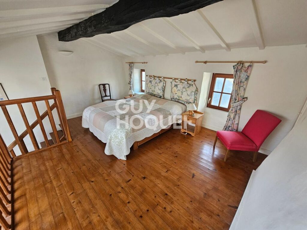 Centre Historique Vouvant – Maison de Bourg – 2 pièces – 1 chambre – 43 m²