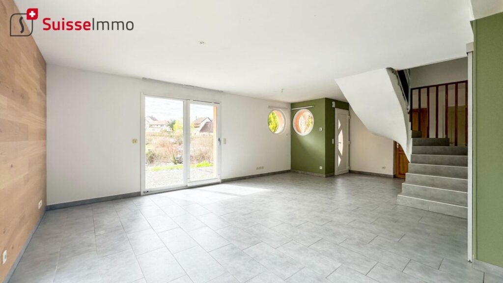 Maison Glay 6 pièce(s) 133 m2 – 6 pièces – 4 chambres – 133 m²