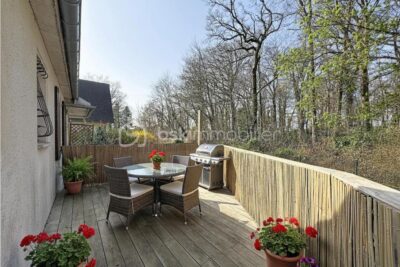 Duplex 4 pièces – 75 m² Carrez, jardin privatif 131 m², terrasse, parking et cave – Saint‑Hubert Montgeron – 4 pièces – 3 chambres – 75 m²