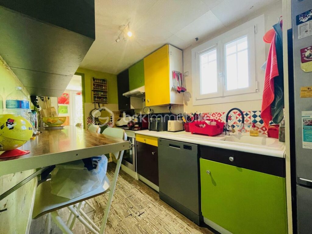 MAISON T5 AVEC PISCINE / ENVIRONNEMENT CALME – 5 pièces – 4 chambres – 125 m²