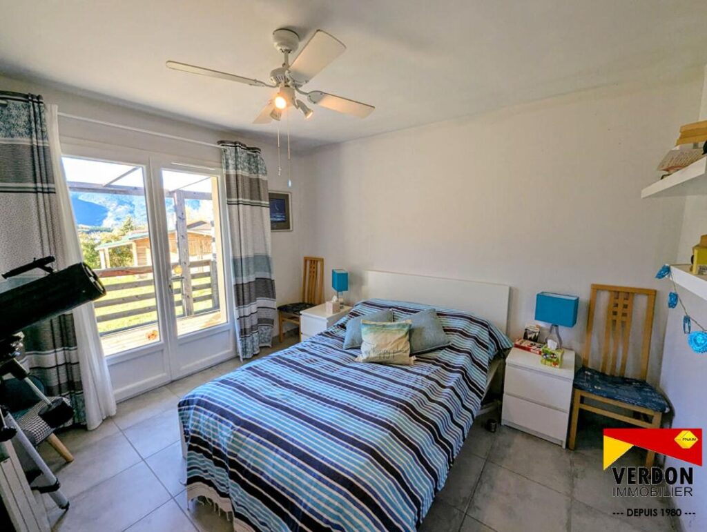 Maison de plain pied 100m² hab – 7 pièces – 3 chambres – 100 m²