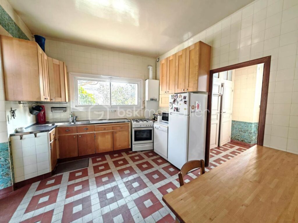 Maison de charme en bord de Seine – 5 chambres – 7 pièces – 5 chambres – 140 m²