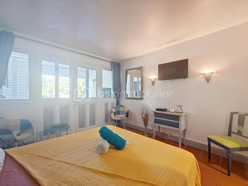 Studio Anse des Rochers plage et piscine – 1 pièce – 1 chambre – 29 m²
