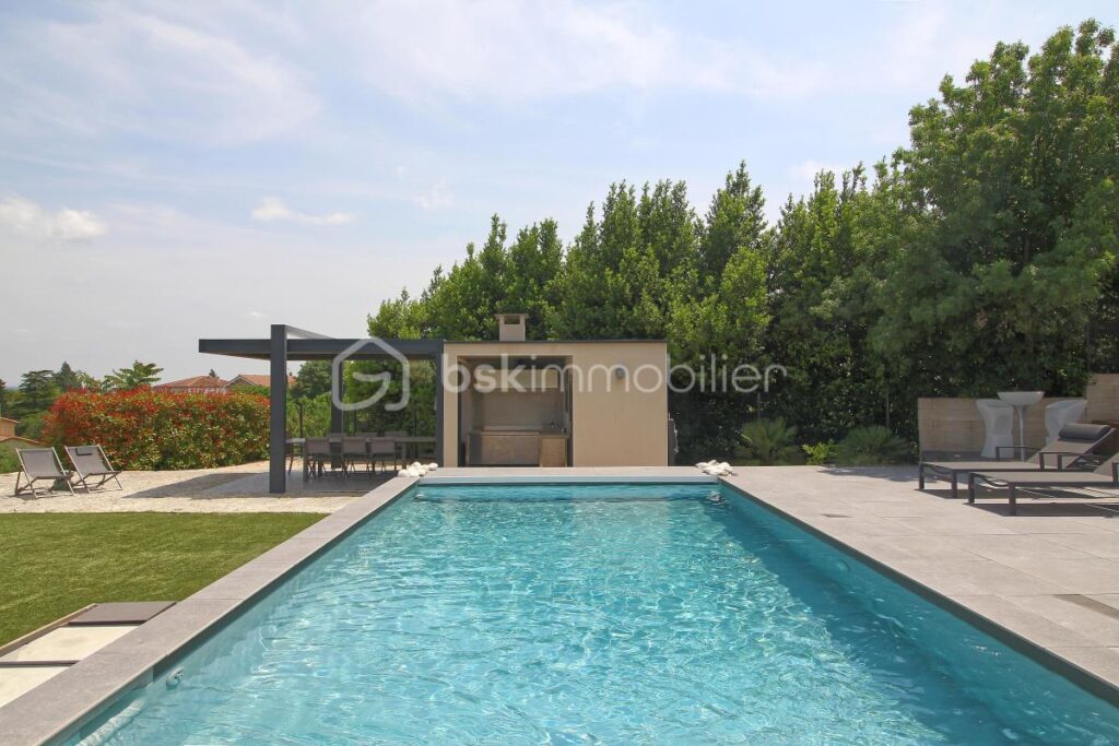 Villa contemporaine 165 M² – 6 pièces – 4 chambres – 165 m²