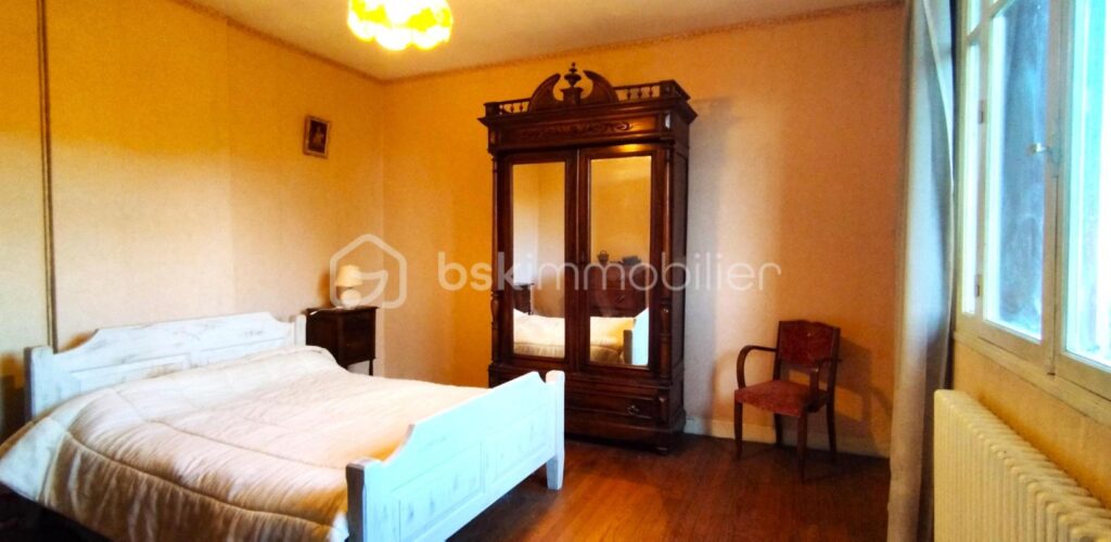 OPPORTUNITE RARE! – 7 pièces – 4 chambres – 164 m²