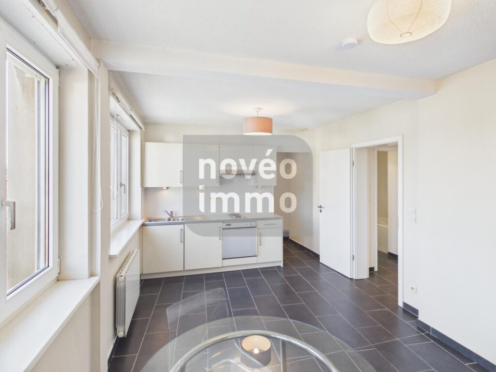 Magnifique Studio avec cuisine équipée et cave au coeur d’un – 1 pièce – NR chambres – 30 m²