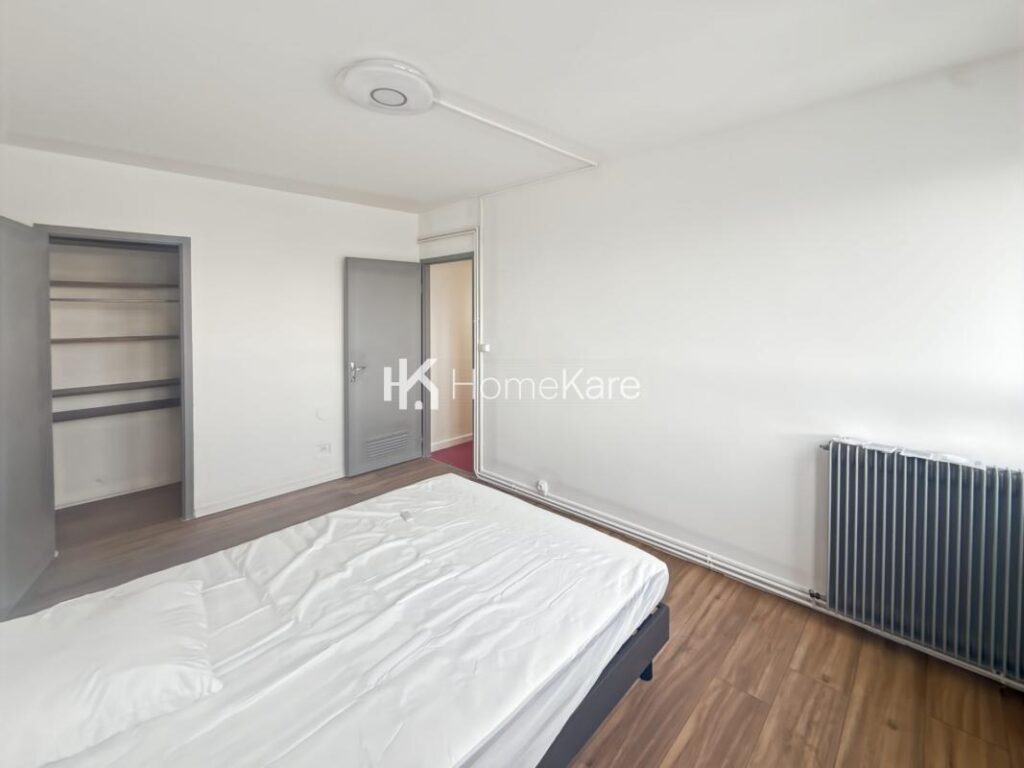 Appartement T4 de 71m² en dernier étage – 4 pièces – 3 chambres – 71 m²