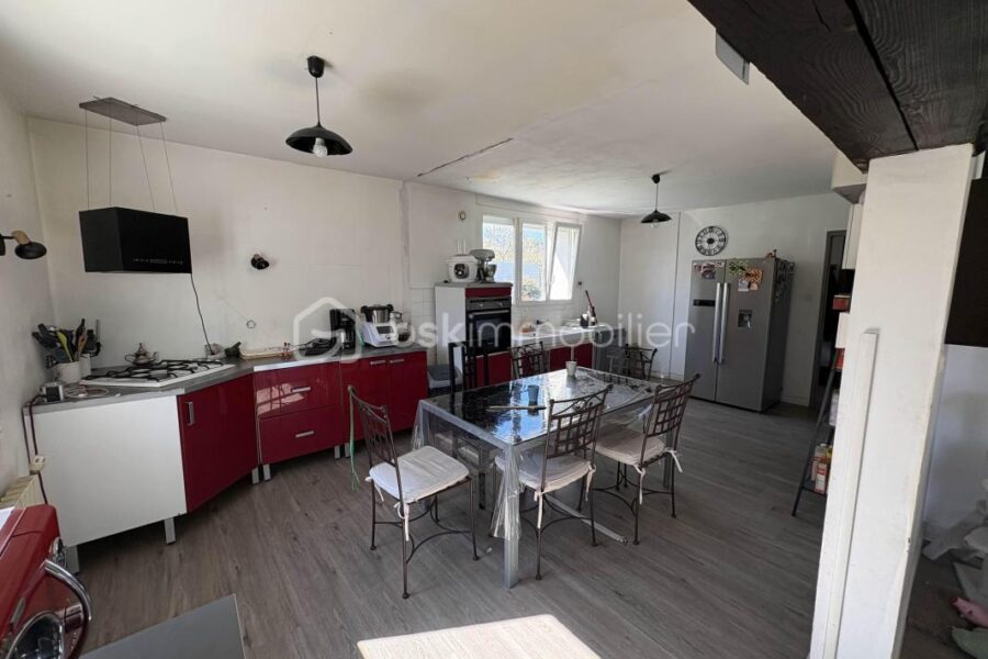 Maison à vendre à Roiffieux