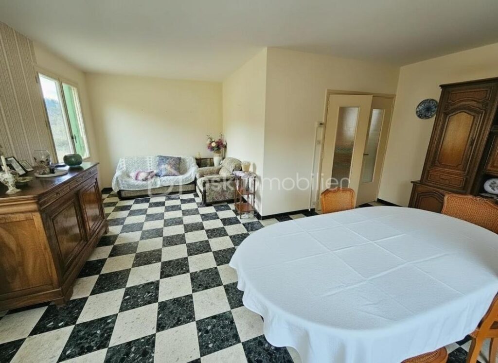 Coup de cœur – Vue imprenable – 6 pièces – 4 chambres – 113 m²