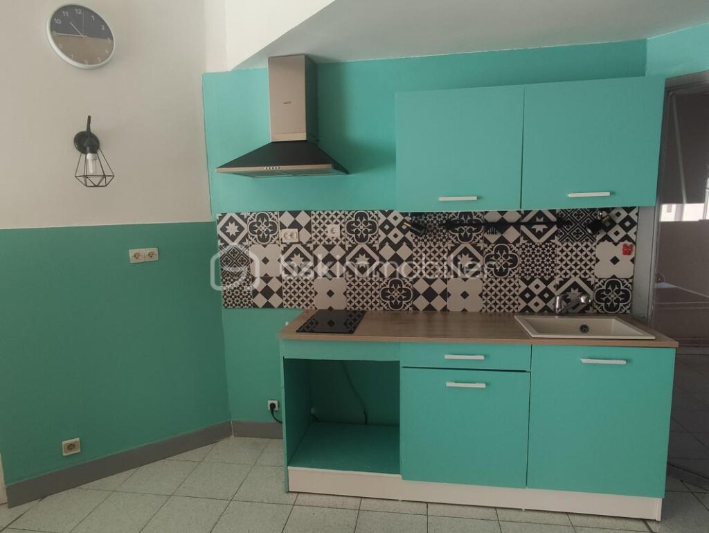 Appartement T3 de 68m² – Balcon avec vue dégagée – Cour privée – 3 pièces – 2 chambres – 68 m²