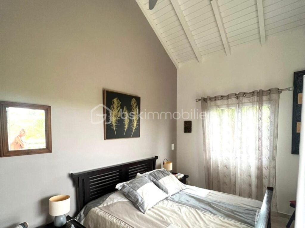 Splendide gîte avec piscine et spas Saint François – 6 pièces – 5 chambres – 170 m²