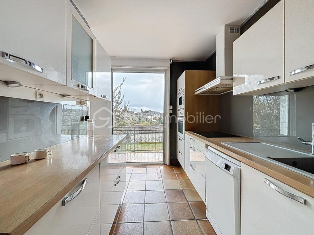 Maison à BRESSUIRE – 5 pièces – 3 chambres – 126 m²