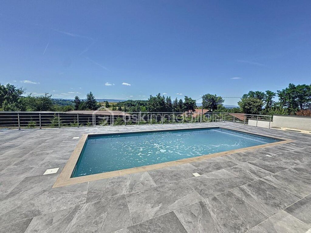 *** SUBLIME VILLA CONTEMPORAINE DE 198M2, AVEC PISCINE ET GARAGE *** – 6 pièces – 4 chambres – 198 m²