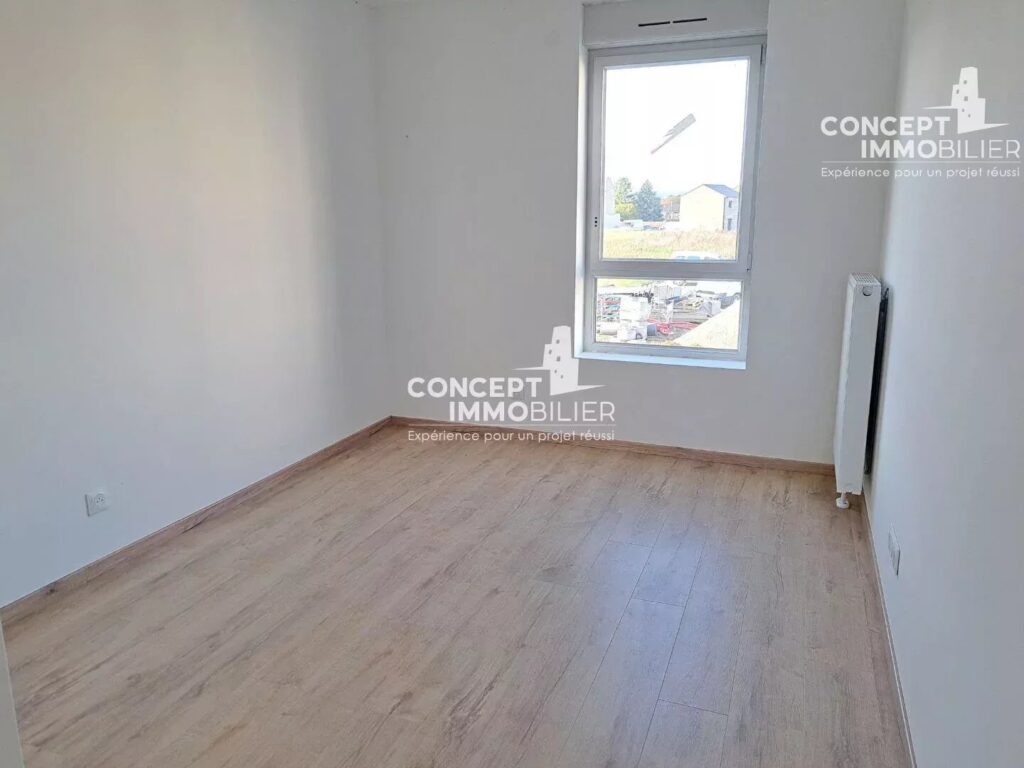 Maison Fameck 5 pièce(s) 111 m2 – garage et jardin – quartier calme – 5 pièces – 4 chambres – 111 m²