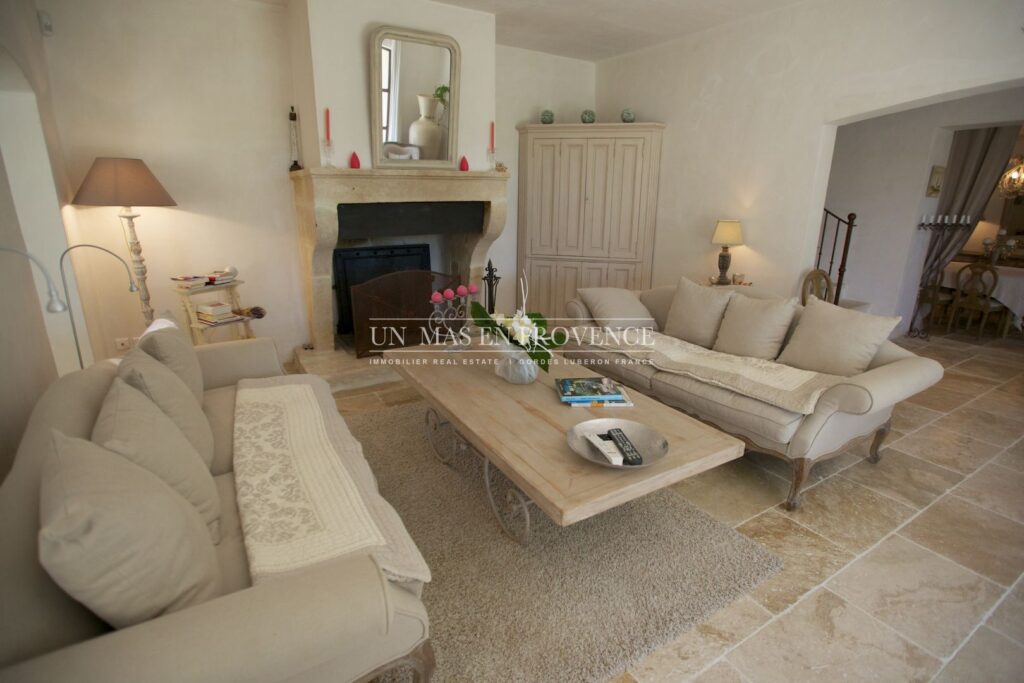 Magnifique Mas en campagne avec prestations de qualité à L’Isl – NR pièces – 5 chambres – 400.00 m²