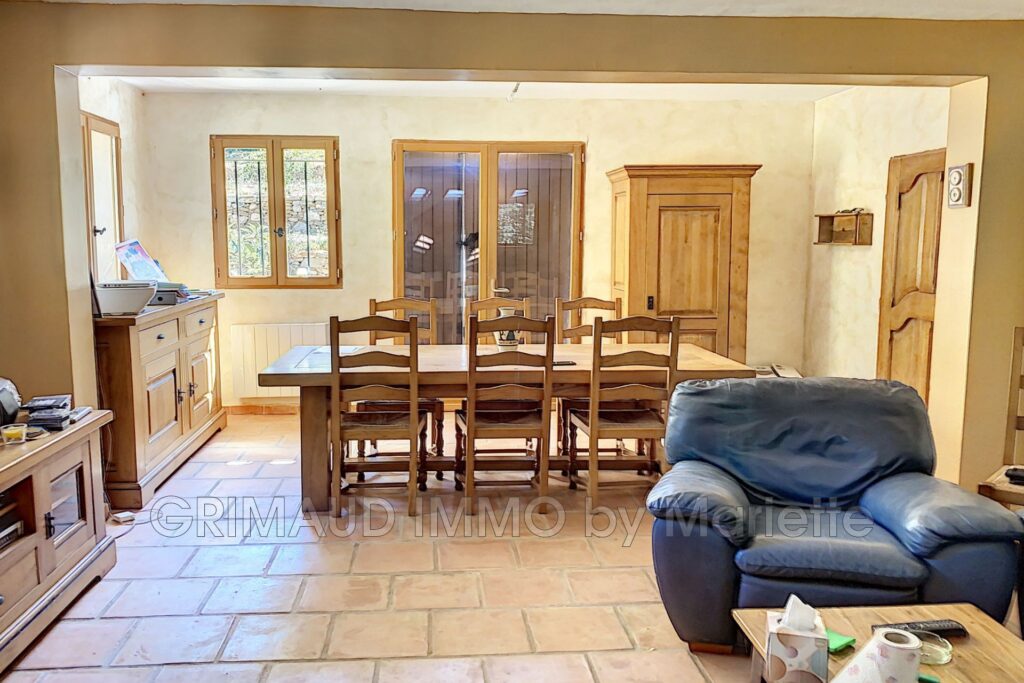 belle maison pres du village – 4 pièces – 3 chambres – 86.88 m²