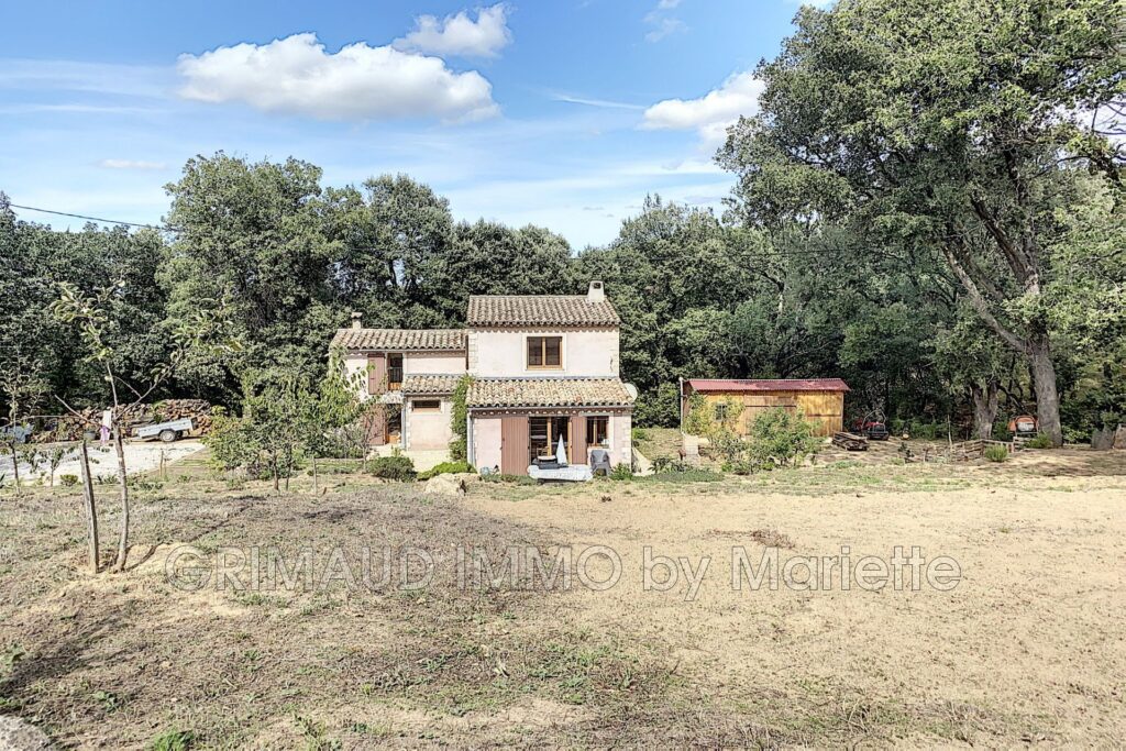 belle maison pres du village – 4 pièces – 3 chambres – 86.88 m²