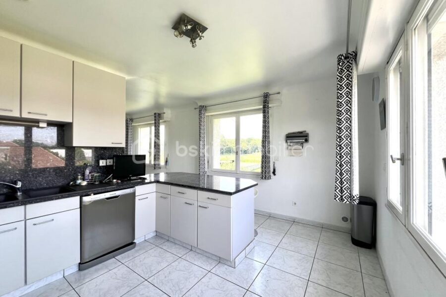 Maison à vendre à Gelos