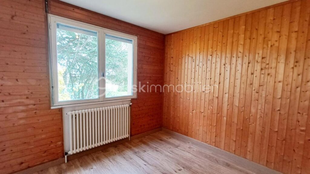 A VENDRE- Charmante maison avec vue dégagée sur la nature – 5 pièces – 3 chambres – 85 m²