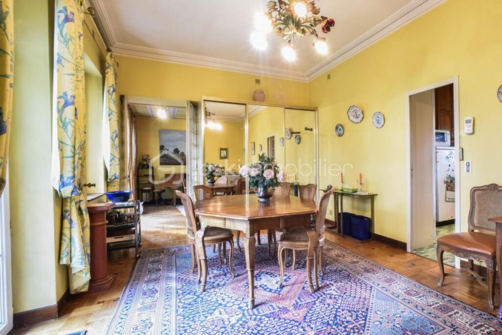 TOULOUSE Maison de caractère du T8 du XIX -ème avec 2000 ² de parc – 8 pièces – 5 chambres – 214 m²