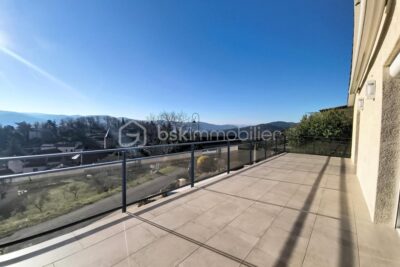 Maison contemporaine 122m² avec dépendance 85m² – Vue Panoramique – Saint-Vincent-d’Olargues (34390) – 5 pièces – 3 chambres – 122 m²