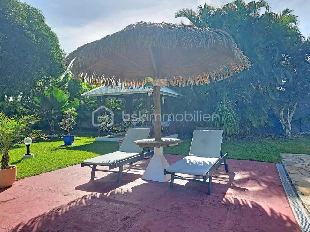 Villa avec piscine 3 chambres , parcelle 1000 m2 – 4 pièces – 3 chambres – 120 m²