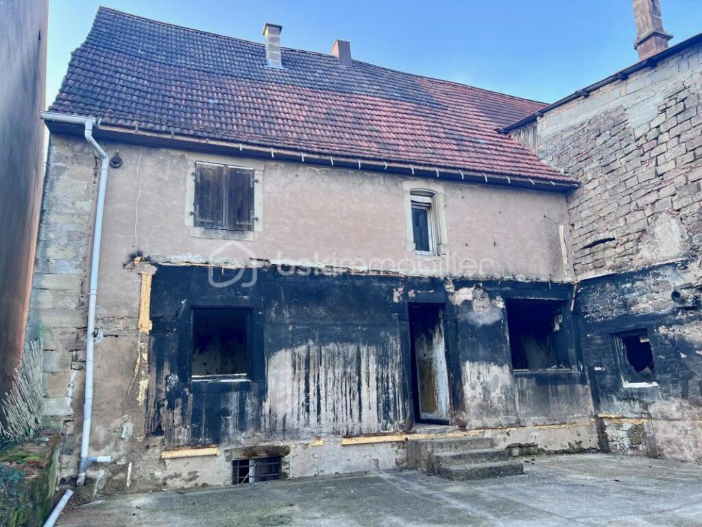 Maison de village 150 m² avec grange – Projet de rénovation – Petit-Réderching – 5 pièces – 3 chambres – 150 m²