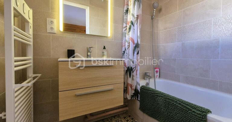 🏔️ APPARTEMENT T2 RÉNOVÉ – SKIS AUX PIEDS – SEIGNUS D’ALLOS – 2 pièces – 1 chambre – 22 m²