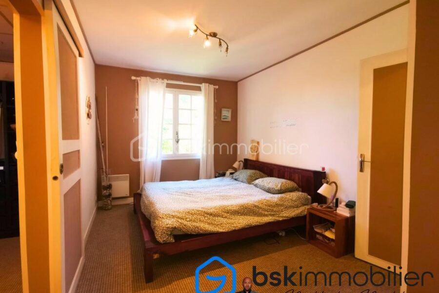 Maison à vendre à Saint privat des vieux