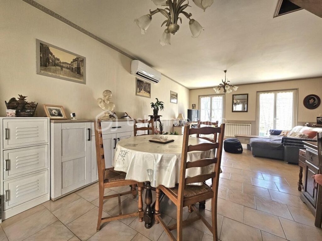 VUE IMPRENABLE SUR LE LOING – 5 pièces – 4 chambres – 108 m²