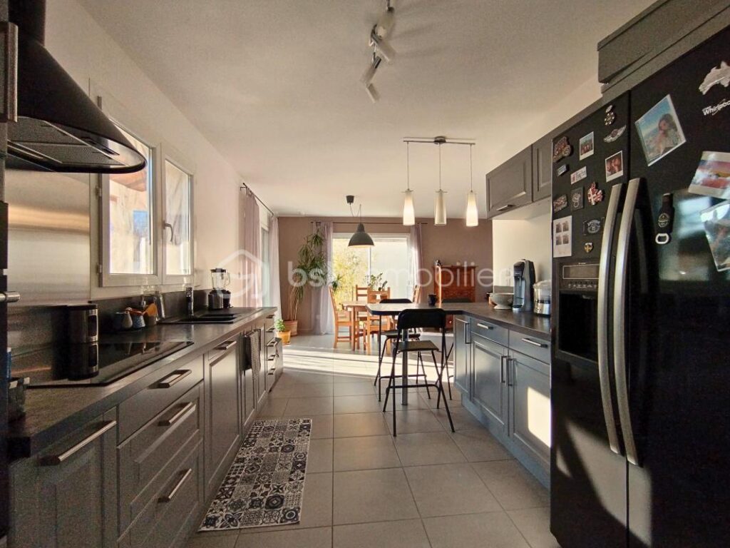 Maison individuelle 106m2 – 5 pièces – 3 chambres – 106 m²