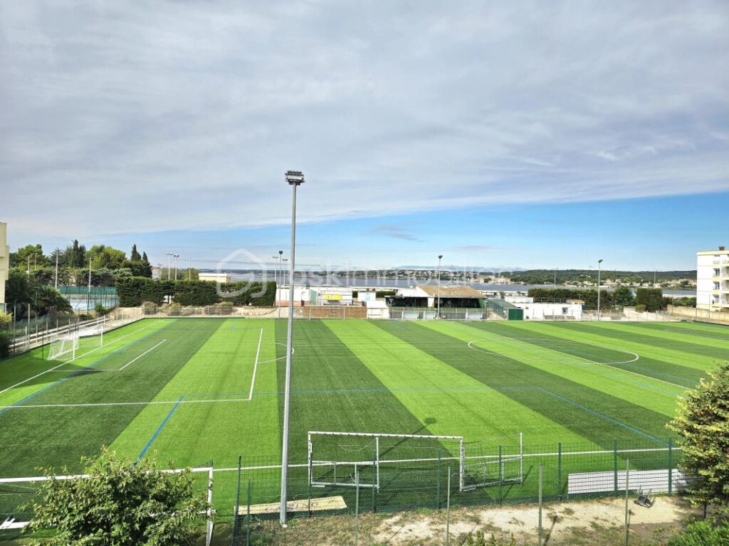 EN EXCLUSIVITE – VUE – COIN NUIT – 2 pièces – 1 chambre – 25 m²