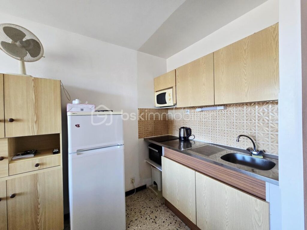 VUE ETANG – ASCENSEUR – PROCHE THERMES – 1 pièce – NR chambres – 21 m²